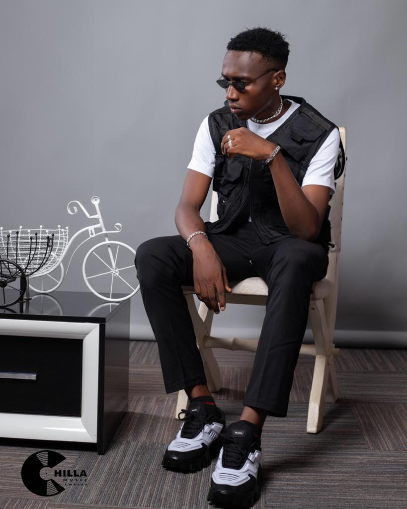 Welcome to the Empire but we call it family, hail e first nd great thunder voice on e record 'SEVEN ' The best and worst mic destroyer. 
instagram.com/chillamusicemp….
Follow us for updates