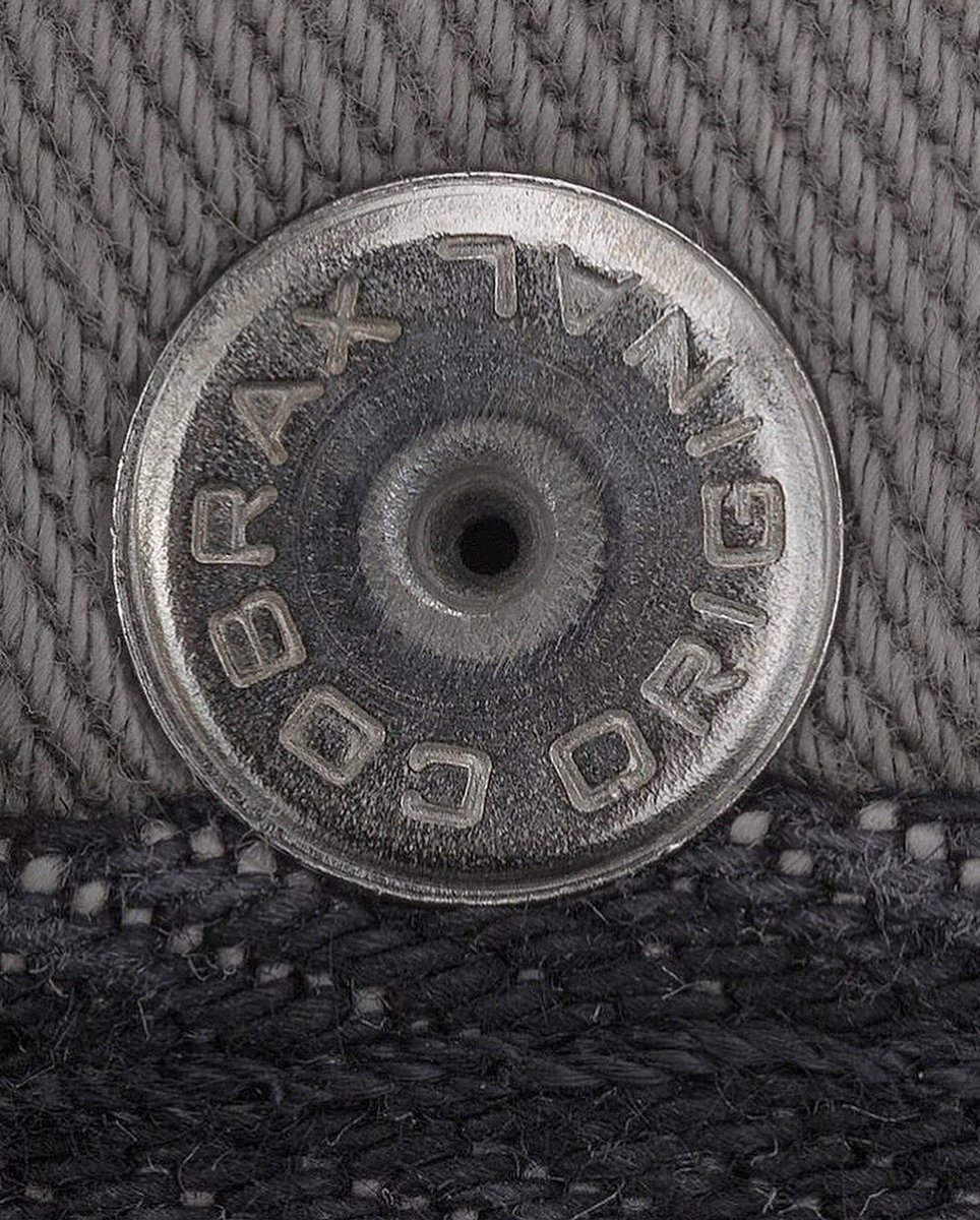 ROEMenswear's tweet photo. Quality in every detail. Cobrax, world leaders in denim hardware and used throughout our selvedge collection. Italian hardware, British made, hand washed and hand detailed in England  🇬🇧 | ROE 
#Mensfashion #menswear https://t.co/gqRgcB2pg2