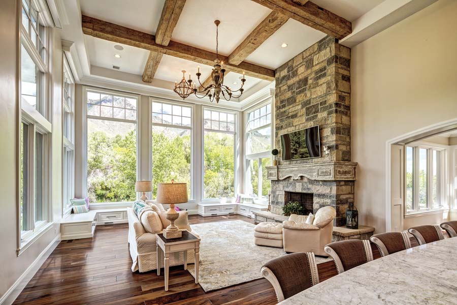 ChapmanWind0ws's tweet image. Have stunning views from your couch with these large Windsor windows! These windows bring in natural light and it let&apos;s you enjoy the views of your property. Call us today to speak to one of sales consultants today! 610-431-8898 #ExperienceTheChapmanDifference #WindsorWindows