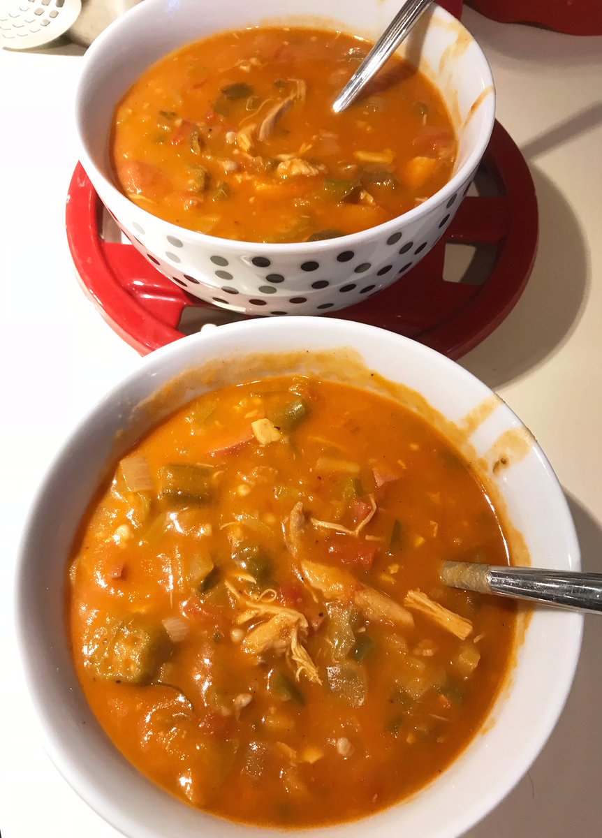 bitesofbullcity's tweet photo. Day 27 of #31DaysofTakeout. Pre-pandemic, I took an awesome cooking class with local Chef John Eisensmith of @SeasontoTasteNC who now offers delicious scratch made soup and sauce delivery to the surrounding areas every Friday! Try some for yourself...https://t.co/0BYl9dk2KK https://t.co/plLuXb6Meo