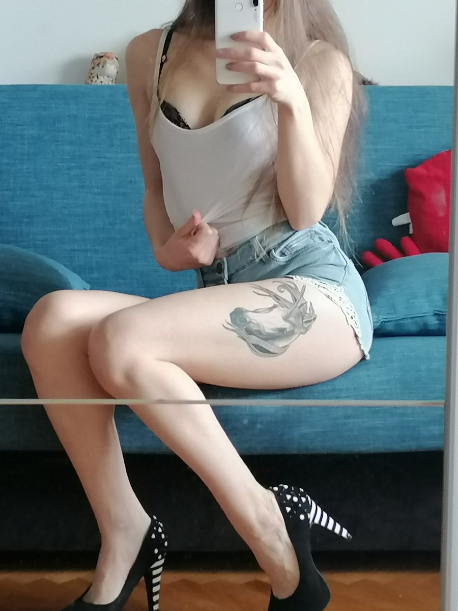 CandyQu79594617's tweet photo. Wanna see me only wearing these heels? Wisit my OnlyFans
7$ subscription
🔥Full nudes
🔥Custom pics and videos
🔥Premade pictures and videos
🔥Sexting
Etc.
#onlyfansgirl #OnlyFansPromo #onlyfansbabe
https://t.co/ZytMJ3WDiH https://t.co/J8I9cA866o