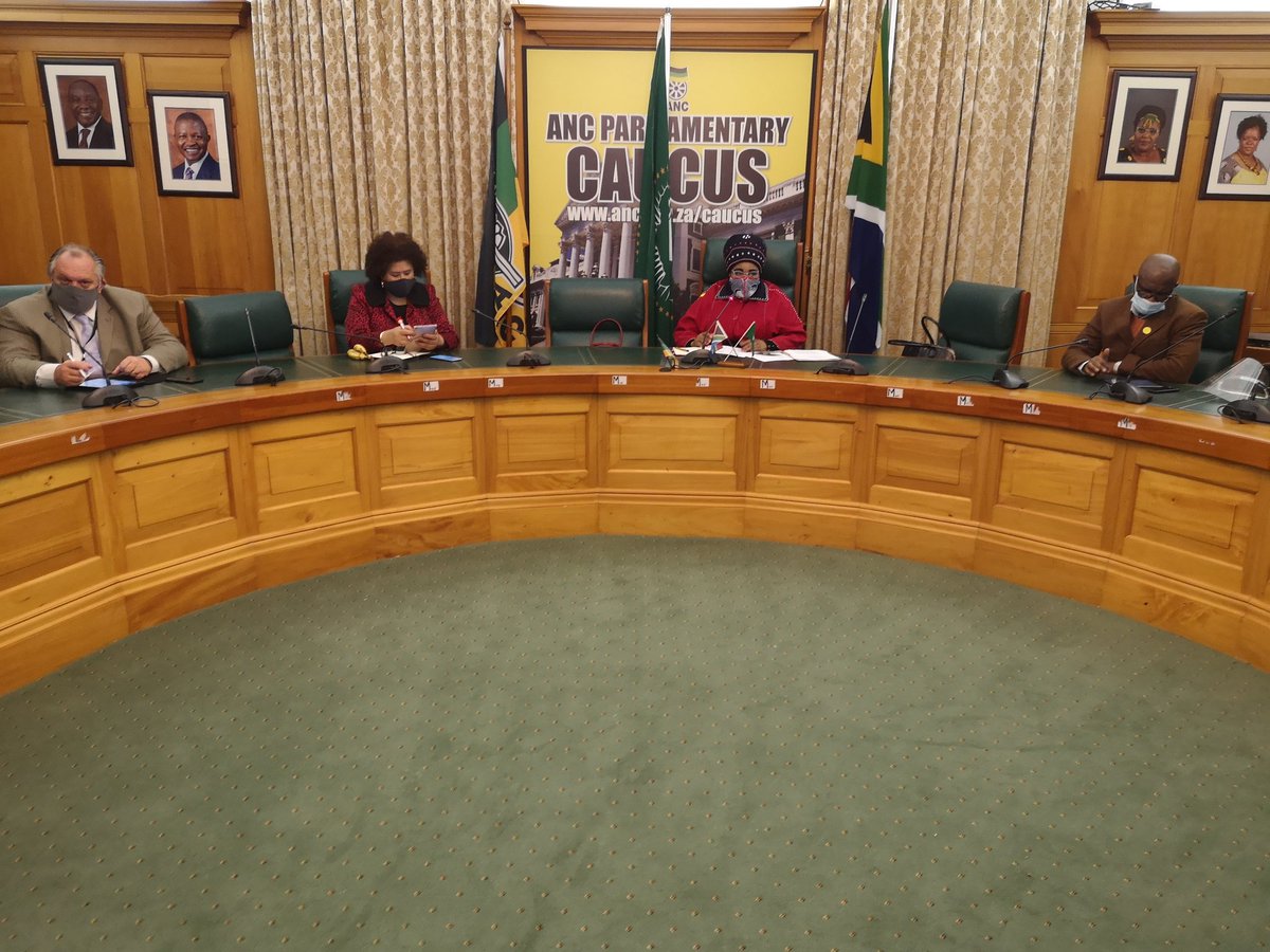 In pictures:
ANC Chief Whip Cde Pemmy Majodina and ANC Members are meeting for a debriefing ahead of today's First National Assembly Oral Questions session. The sitting is scheduled to start at 15h00. https://t.co/WHNbEtKxqE