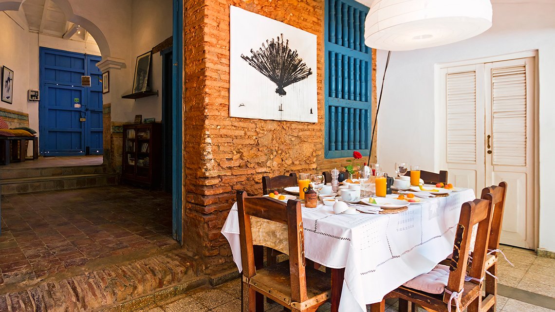 cubaniatravel's tweet photo. Mi casa es tu casa - our favourite B&amp;Bs in Cuba's hotspots
https://t.co/dbHZ3crhZI
The best way to immerse yourself in Cuba's culture? Check into a #Cuban B&amp;B, or casa particular, homestay or boutique #casa. Interested? Look now, and bookmark for future travel... #casaparticular https://t.co/yyE9VN5slA