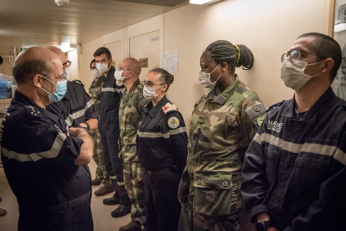 CEMM_FR's tweet photo. 27 mai, #JournéeDuMarin J’accueille avec fierté le PHA Dixmude de retour à Toulon après une longue mission réussie, au service des Français des Antilles. Bravo Zulu pour ce succès hors norme ! #Resilience #COVID__19 https://t.co/V3LdHnB0CE