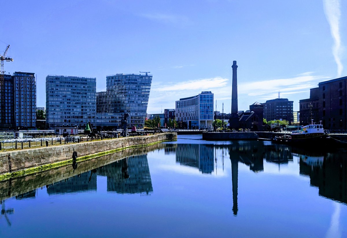 EventsScouse's tweet photo. The waterfront looking great today. We all miss visiting the Albert Dock and everything that surrounds it.

#liverpool #docks #waterfront https://t.co/S9XEg2a1aH