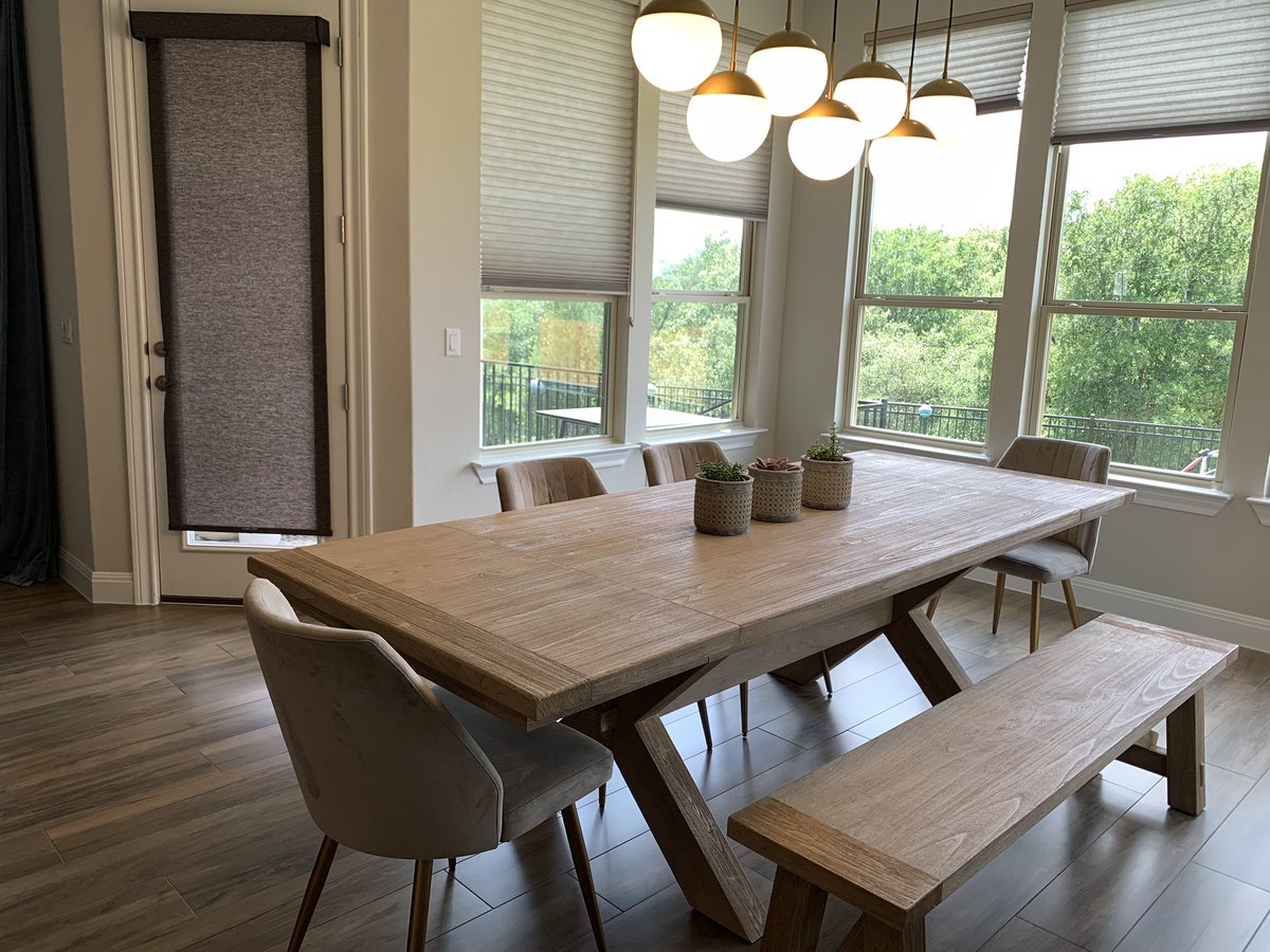 urvinaik22's tweet image. My new @PotteryBarn furniture arrived! Thanks Juan M for the great delivery experience. Love my newly updated space.