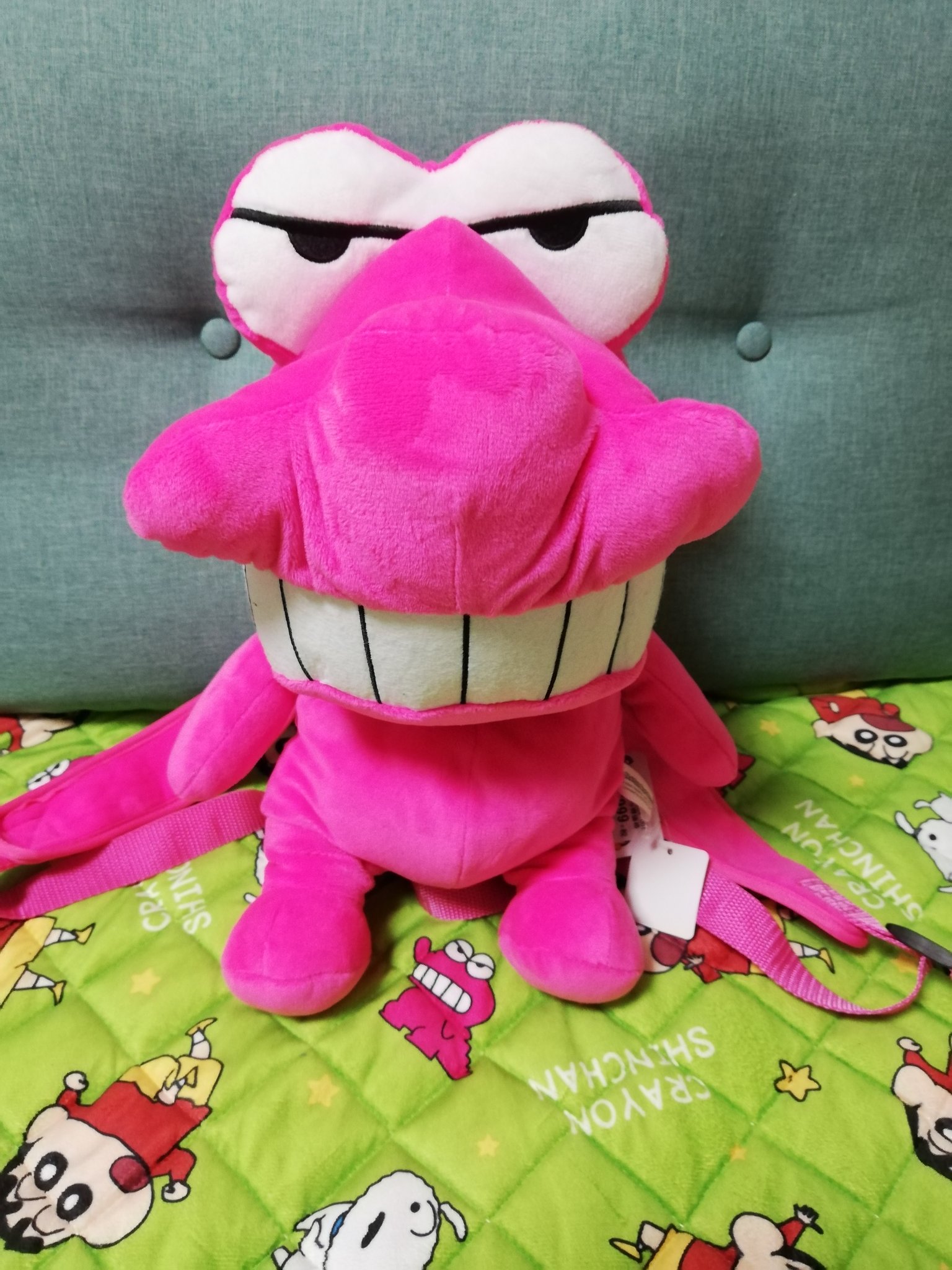 ট ইট র もかな 後 今日はイトゴも行ってまたまたグッズ購入 後ろから保冷バック カゴにいれれるやつ シロトートバッグ 時計 正規の 値段から千円引き ミニポーチ アイスバッグ 二枚目はワニ山さんリュック 沢山買えて大満足 クレヨン