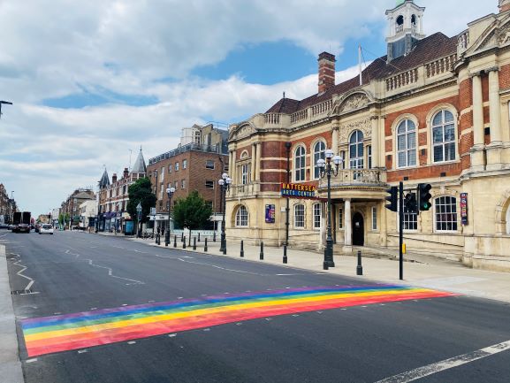 Wandsworth gets its first Rainbow Crossing wandsworth.gov.uk/news/may-2020/…