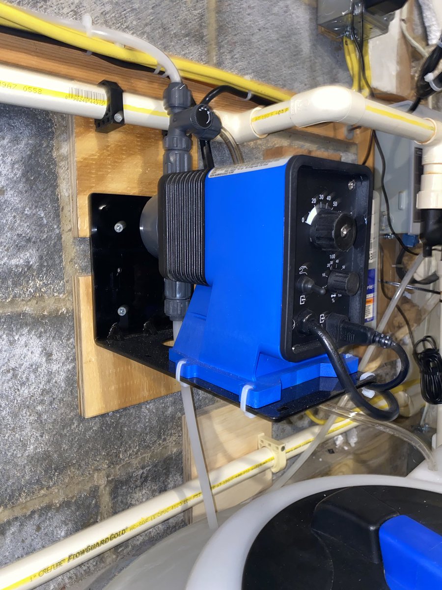N_W_S_C's tweet photo. #WaterTreatment #Installation of a 400 gal #cleanwater #storage tank w/ a #waterpressure rebooster, a #watersoftener w/ a commercial #brine for #hardwater ,a #solutionFeeder for #pH & corrosion control, a 10 in easy to use #sediment #filter & a #multimedia tank!
#wateritswhatwedo https://t.co/dXtSbZMlnF