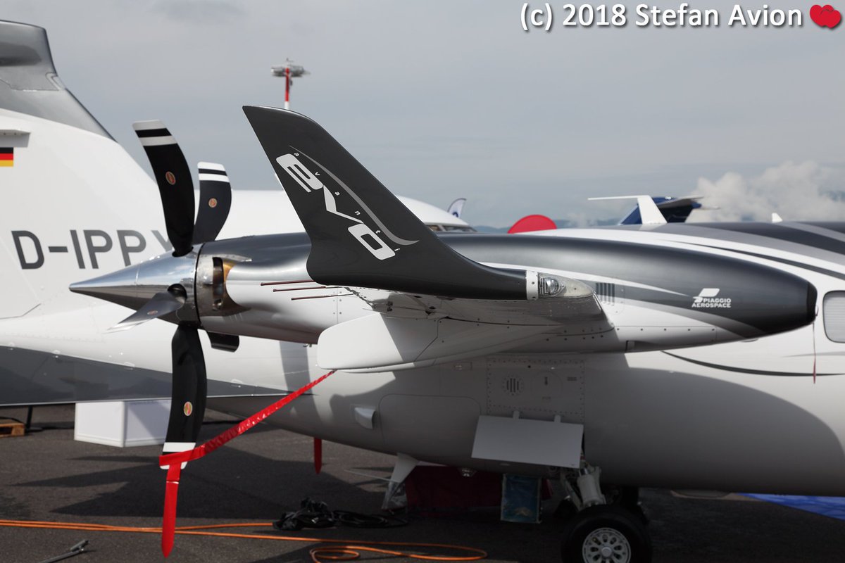 S_Shimisoldier's tweet photo. @PiaggioA @AvantiEVO @AirGOairline #Piaggio #P180 #AvantiEVO #EBACE2018 https://t.co/l9no8GYG5t