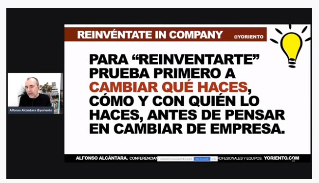 rafjuan's tweet photo. .@Yoriento en el #DSM20 Congreso @marketingandweb @escuelamktweb: "Si no te sabe bien el agua, tal vez el problema no sea el vaso. Para reinventarte prueba primero a cambiar qué haces, cómo, con quién lo haces; antes de pensar en cambiar de #empresa". https://t.co/zvsRQVgosg