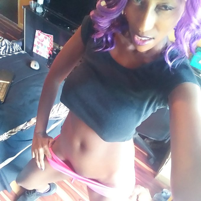 Looking sexy   #sexy #purple #girls #flirting https://t.co/9RSoqRXouG<a href="/tag/sexy"class="tags">#sexy</a><a href="/tag/purple"class="tags">#purple</a><a href="/tag/girls"class="tags">#girls</a><a href="/tag/flirting"class="tags">#flirting</a>