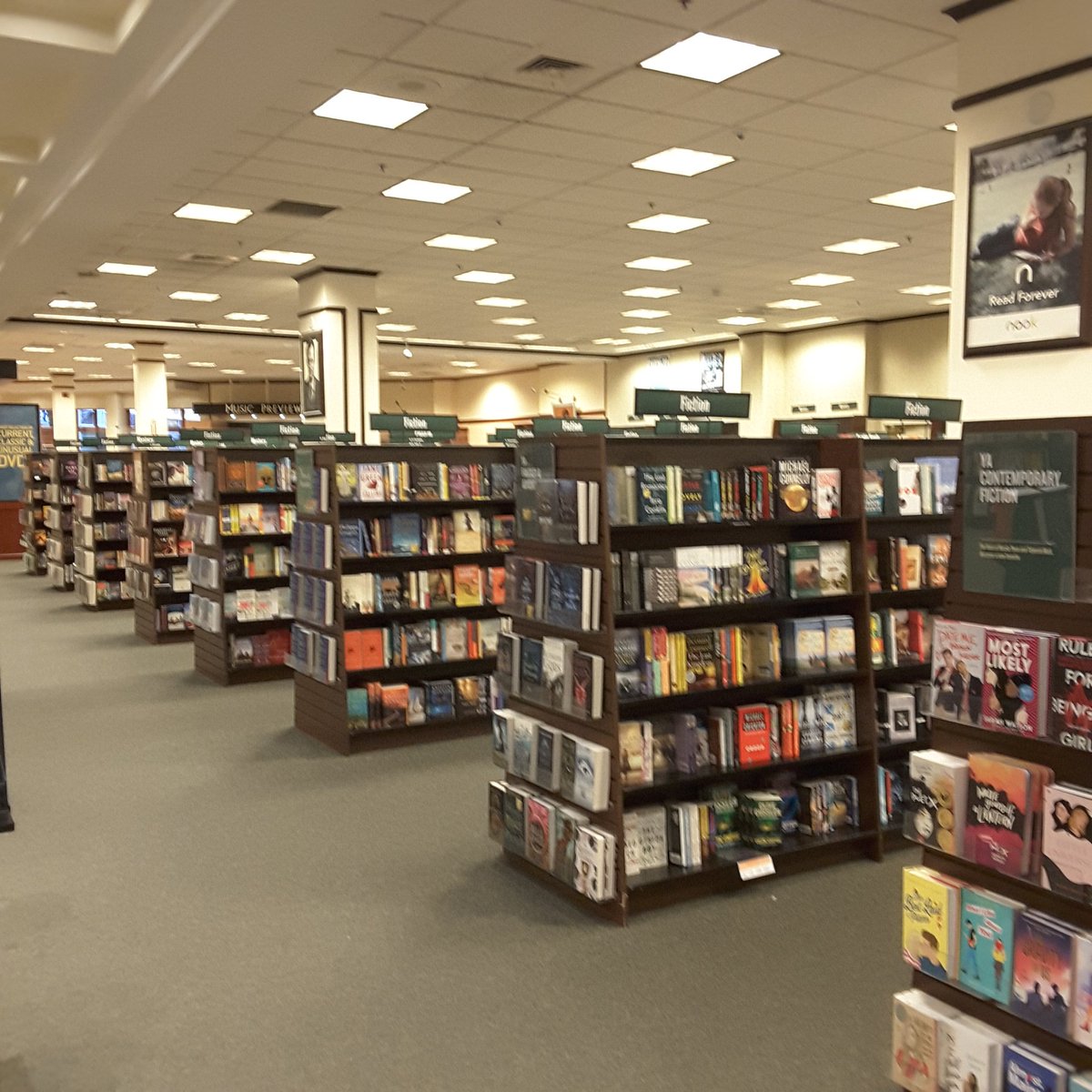 BNTucsonWest's tweet photo. We are excited to show you the changes we've made when we reopen this Friday 5/29!! #BN #starbucks #books https://t.co/wrvVB0TrXE