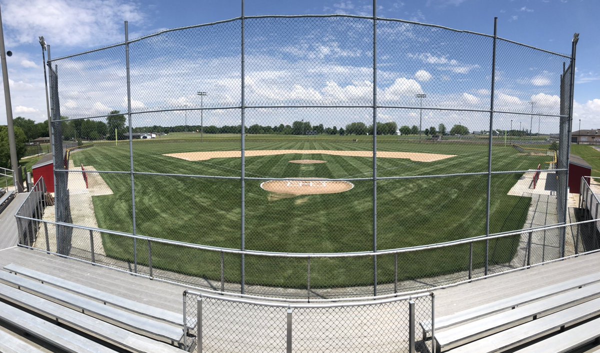 FHSBaseball01's tweet photo. We are supposed to be hosting the loaded @IHSAA1 Baseball Sectional 40 tonight & we were ready! #SMH #2ABaseball @AlexTigersBBall @Lapel_Baseball @mcbearbaseball @WapBaseball @elwoodpanthers1 @WinchesterComm1 @FranktonAthleti https://t.co/OkHOoNyv28