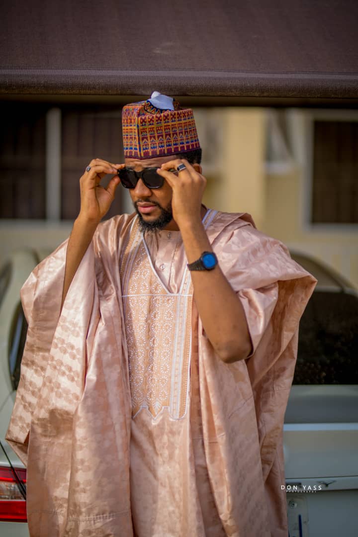 Anascable1's tweet photo. friend of mine. The most handsome guy of @ArewaTwiter @arewatwittter and the youngest assembly member in Nigeria. #KTHA @KatsinaState @katsinapost @daily_trust @bbchausa @BBCBreaking❤💓 https://t.co/YCN0tGjat8