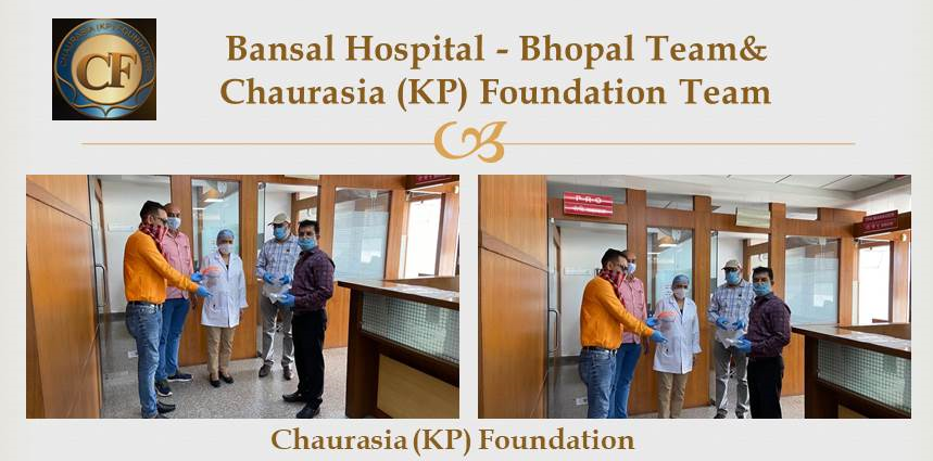 CKPFoundation's tweet photo. @CKPFoundation donating Face Shields and Sanitizers for helping #CoronaWarriors. Dr Manisha Kulshreshtha receiving the material on behalf of @BansalBhopal Hospital.  #CKPF will continue to care and protect our frontline warriors. #wewillwin #Covid_19 https://t.co/7kcQaEYs07