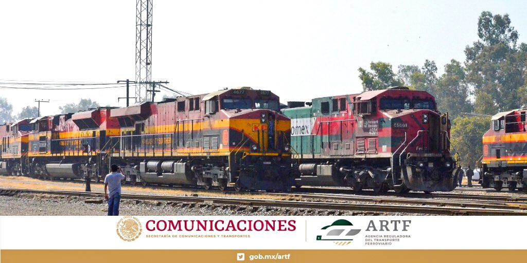 ARTF_mx's tweet photo. #LosTrenesNoParan 🚂 🇲🇽 💪🏼 

Durante enero-abril 2020, el ferrocarril de carga en México movilizó 28 mil 868 millones de toneladas/km de bienes e insumos 

🔺3.80% más respecto al mismo periodo en 2019 

Consulta éste y otros datos #PulsoFerroviario 👉🏽 https://t.co/bvkm43W2wi https://t.co/GTbg9rTqtM