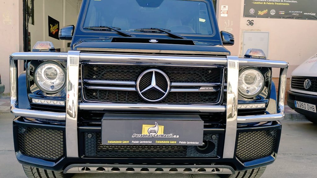 PersonalCarWash's tweet photo. Mercedes Benz Clase G 63 AMG / Detallado Interior + Pulido Detallado + Coating Cerámico. 
Ha quedado espectacular, en el interior se respira ahora a Coche Nuevo y el exterior es un Auténtico Espejo con ruedas. 
♦️ Podrías Compartir este Post?? https://t.co/PUX83qhyFP