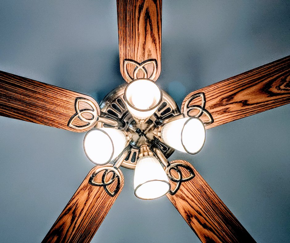 CustomMech's tweet image. Remember: your fans should be spinning counter clockwise during the summer! bit.ly/2UnaQRB