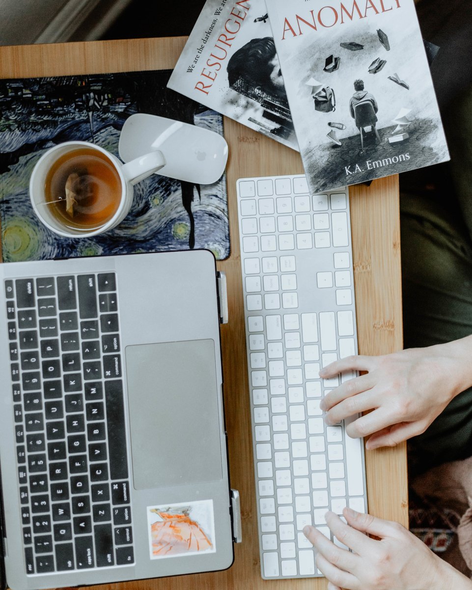 lonehawkwriter's tweet photo. every single day is a new chance. we're still writing our stories; never forget that. every dawn, every day is a new word, new line, new page. we are living breathing stories, you and i. we are here to write our stories, to read them aloud from the rooftops. y... https://t.co/oJPBM31RgL