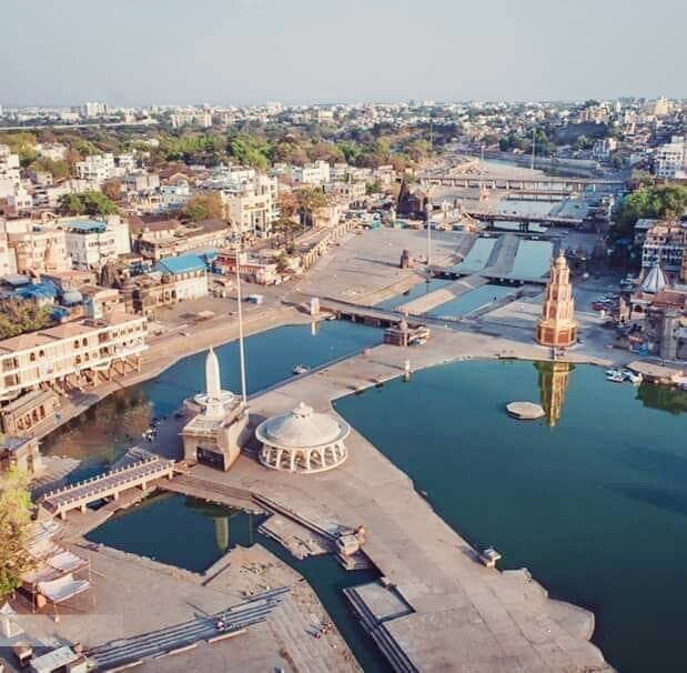 WineFriendManoj's tweet photo. Our Godavari River &amp; Godavari Ghats might have never thought of appe..For more info visit...https://t.co/FdG1a06XLe https://t.co/Xief1kLEVG
