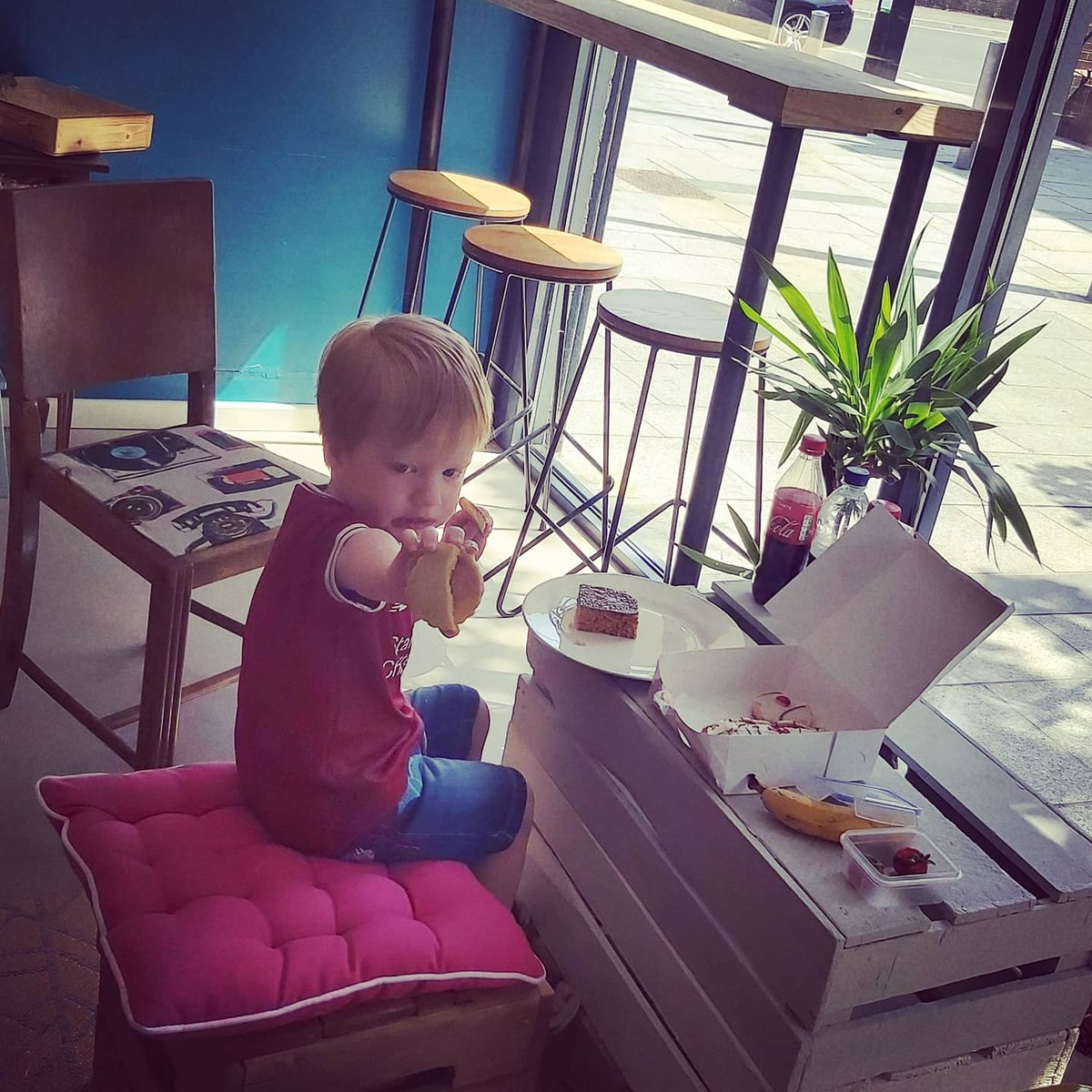 centredsoul's tweet photo. Today we had to go to @centredsoul to water plants &amp; to let some fresh air in!
The week lock down started, we were due to open THE COFFEE DOCK, we had training done, machine installed &amp; everything was ready to go, but not to be!
Looking forward to being able to open soon...🤞🤞 https://t.co/knmgkT1tXv
