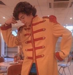 OMG THE YELLOW PARADE