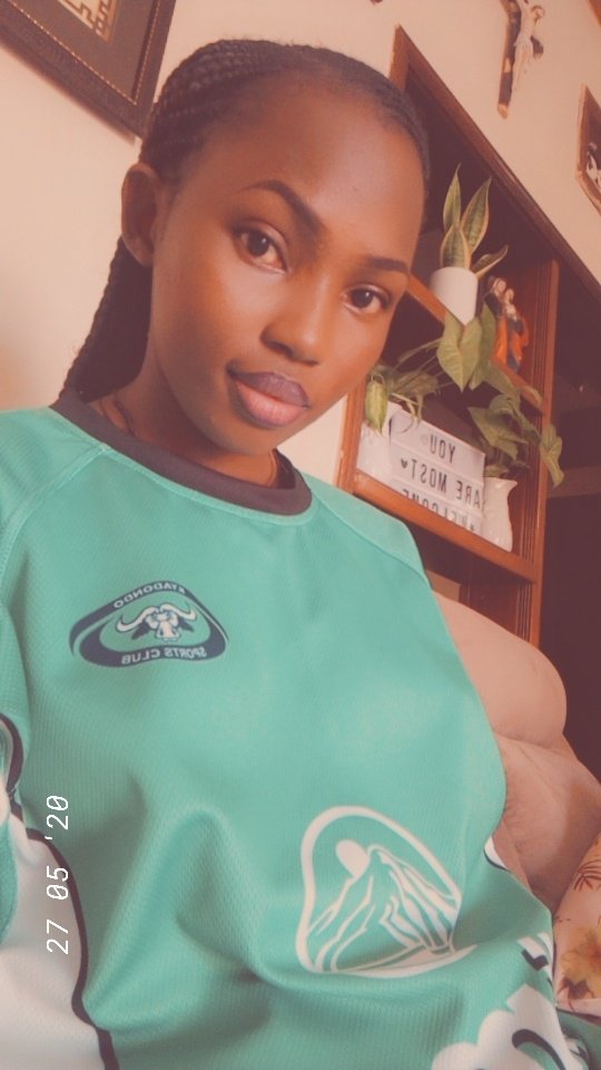 LucySsuubi's tweet photo. Because am #MissingRugby, I decided to wear my Club's jersey @HeathensRFC 💚 today as a way to console me during this uncertain time on when the lockdown on sports will be lifted.

#HeathensFamily 
#Rugby #sports https://t.co/Wy5mgjCMQw