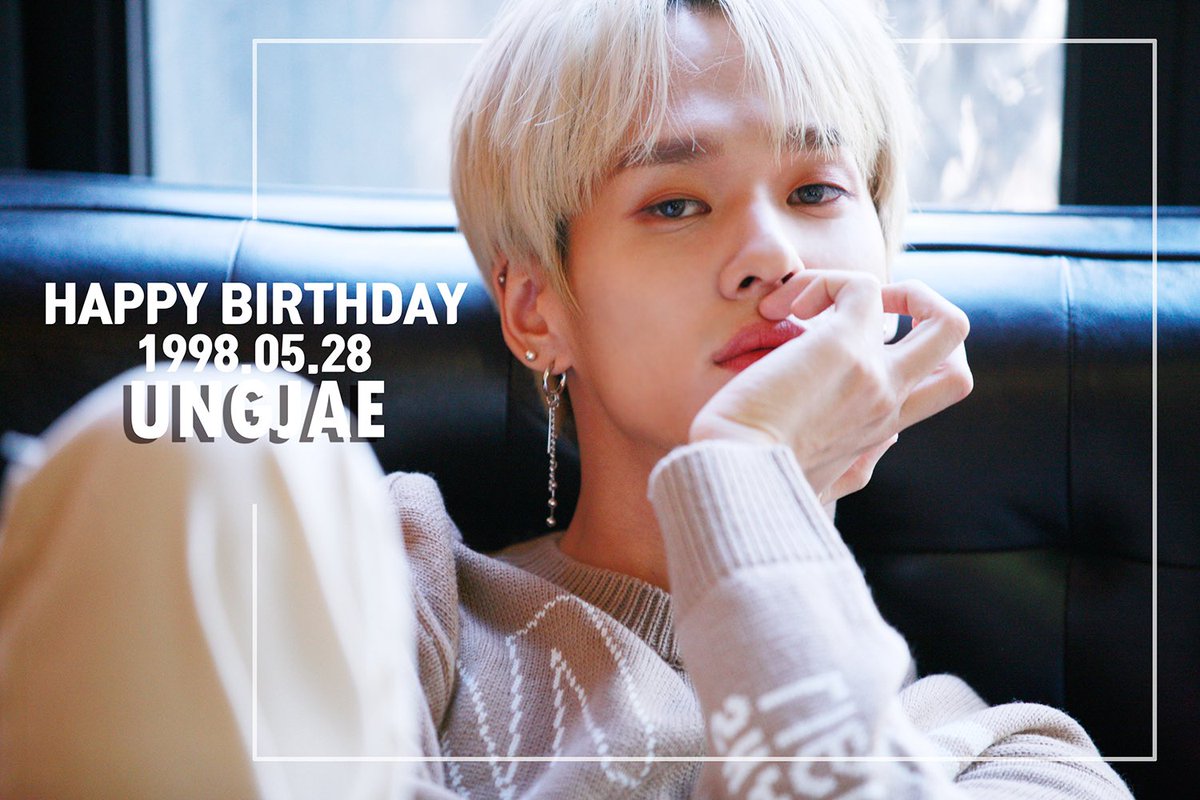 IMFACTofficial's tweet photo. [#웅재생축]
19980528🎉
HAPPY BIRTHDAY TO #UNGJAE
⠀⠀⠀
#임팩트 #IMFACT #웅재
#웅재데이 #HappyUNGJAEday https://t.co/o9ig9GrYMO