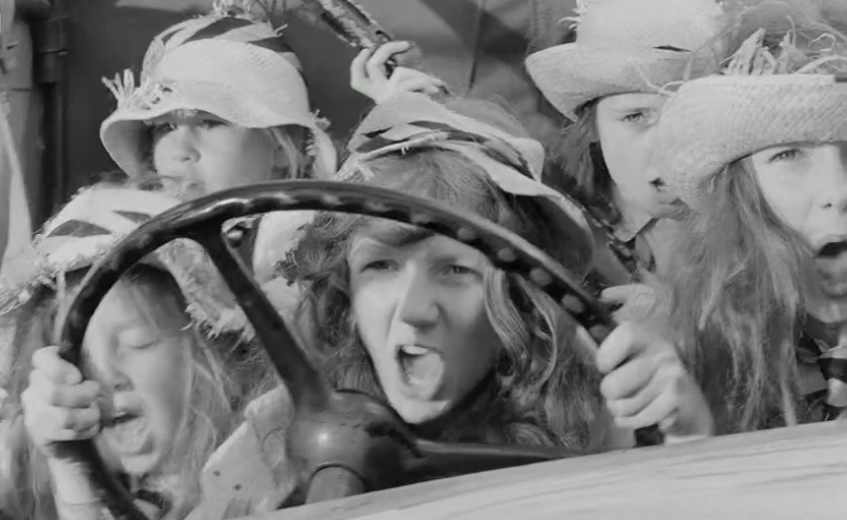 Cunningsplan's tweet photo. It was quite an ordinary school, really. Fond memories of the fourth form mob, they used to call me 'Vicar'. I recall one weekend when we were supposed to stay indoors for a quiet study period and Monica Hustings hot-wired the bursar’s four wheel drive... https://t.co/3BTGBT5mjj