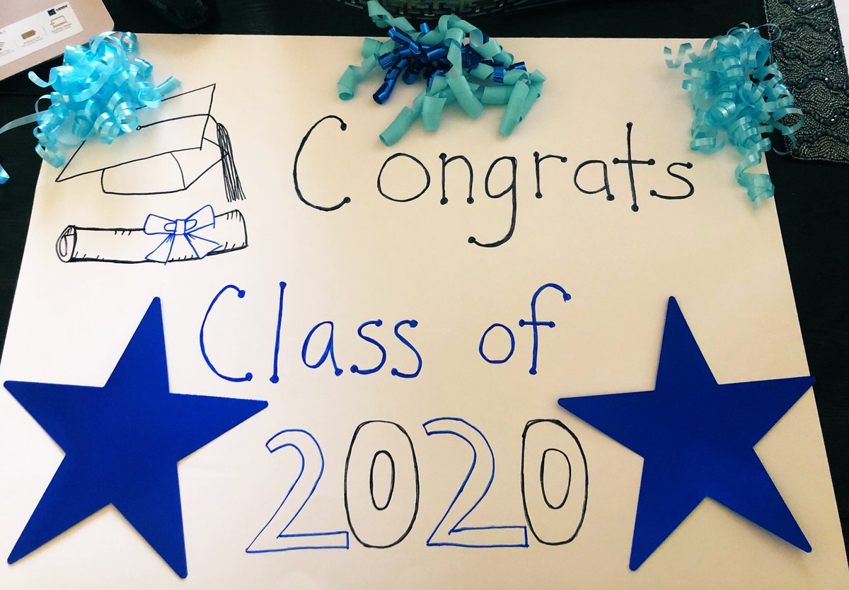 I’m so excited for today’s parade! ⭐️🎓
