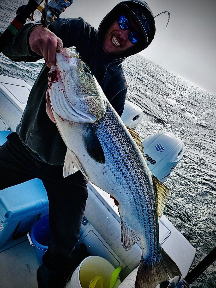 JarredP's tweet image. Cpt. Lloyd like usual puts us on The Meat!! #chasin7s #advancednovice #breeders #CPR #bunkerspoon