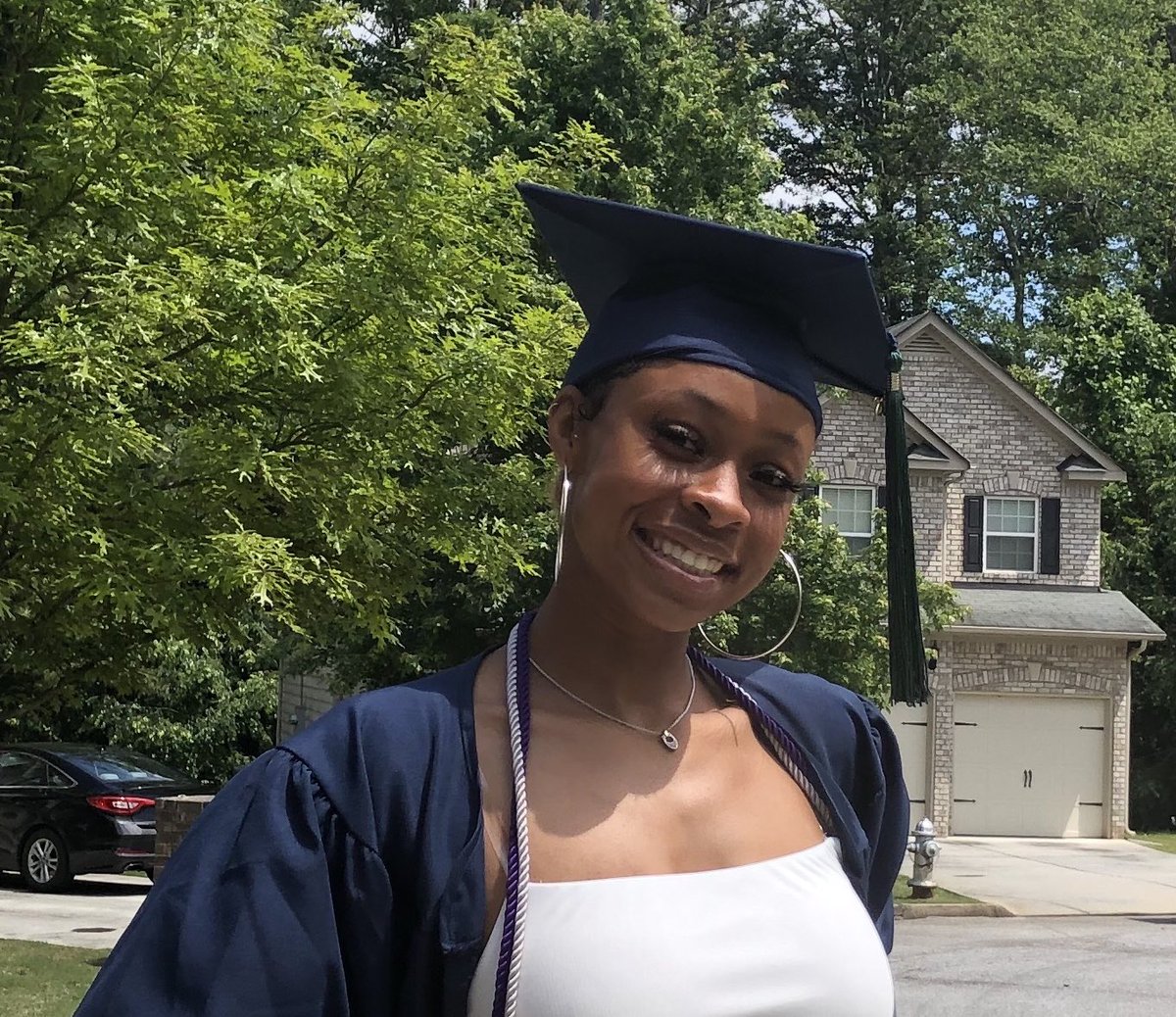 T4Tone1's tweet image. My 1st born c/o 2020 #HSGraduate @devynnlee8 ❤️