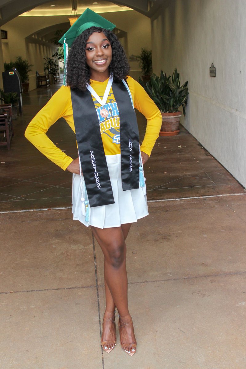 kamrynwithak's tweet photo. Southern U, iโm ready for you!๐ #FashionMerchandisingMajor #MassCommMajor https://t.co/5lhxxITrE8