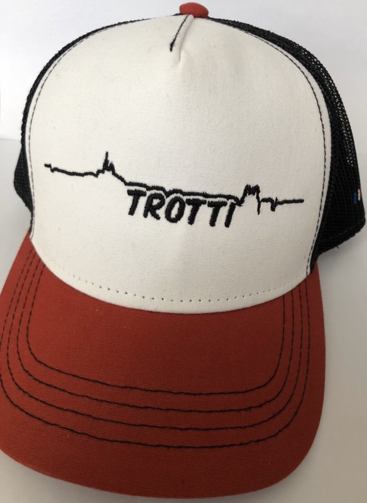 Trotti_official's tweet photo. De la nouveauté pour les amoureux du sud et de Marseille ... 😍
Collection Massalia ➡️ https://t.co/tiQwIxWx5Q
#amoureuxdemarseille #trotti #casquette #notredamedelagarde #letrefle 🍀
@renemalleville @MassiliaSamuel @CesariEmilie @MBaye9Niang @SamNasri19 https://t.co/M72GngoMM7