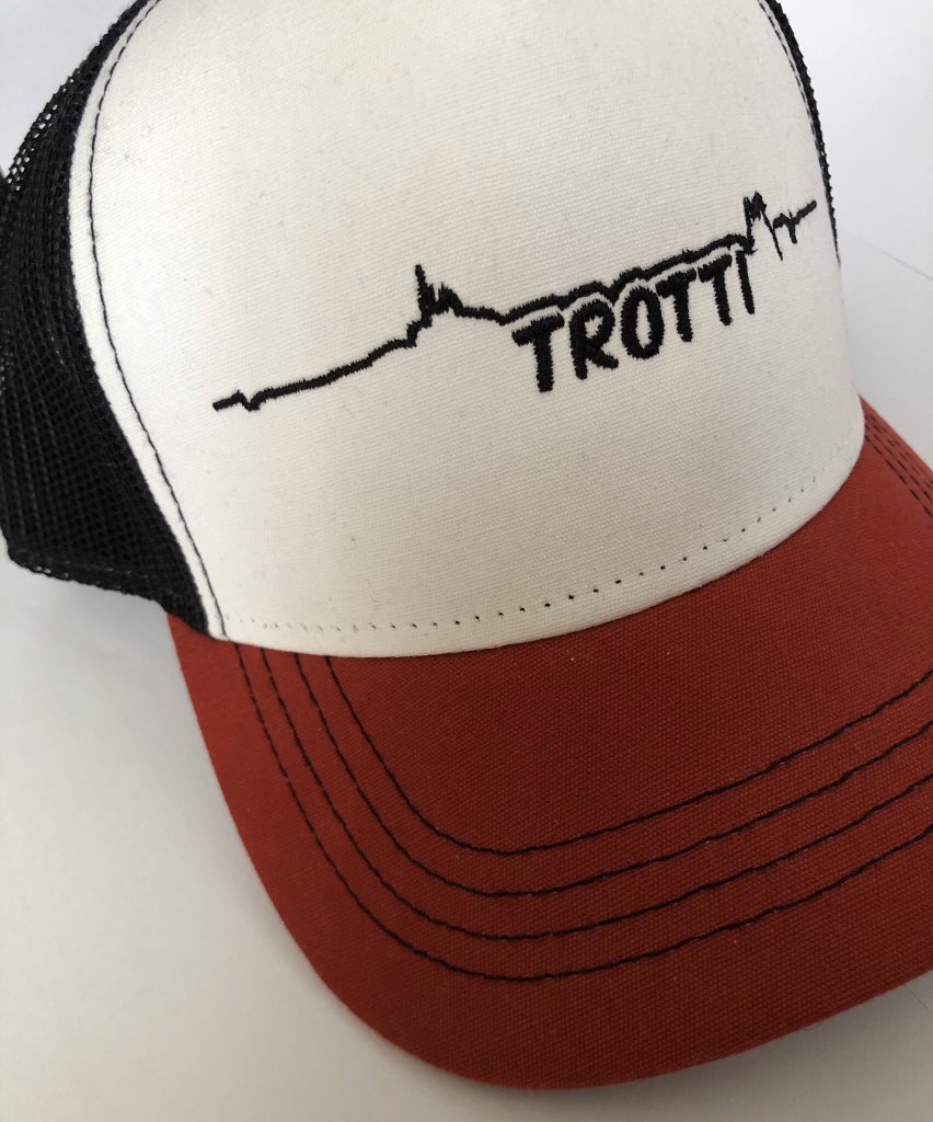 Trotti_official's tweet photo. De la nouveauté pour les amoureux du sud et de Marseille ... 😍
Collection Massalia ➡️ https://t.co/tiQwIxWx5Q
#amoureuxdemarseille #trotti #casquette #notredamedelagarde #letrefle 🍀
@renemalleville @MassiliaSamuel @CesariEmilie @MBaye9Niang @SamNasri19 https://t.co/M72GngoMM7