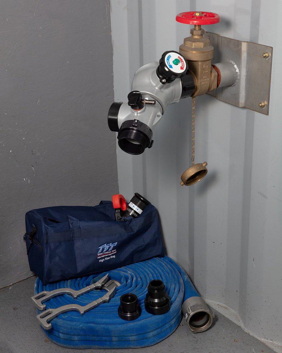 taskforcetips's tweet photo. Need an easy one-piece solution that you don’t have to piece meal together from three or four pieces for your High-Rise kit? Watch at https://t.co/vZKcWf76OD & view your options at https://t.co/OcIK262trN for left or right configs. #tftproud #standpipeops #highrisefirefighting https://t.co/TMGjs0SSew