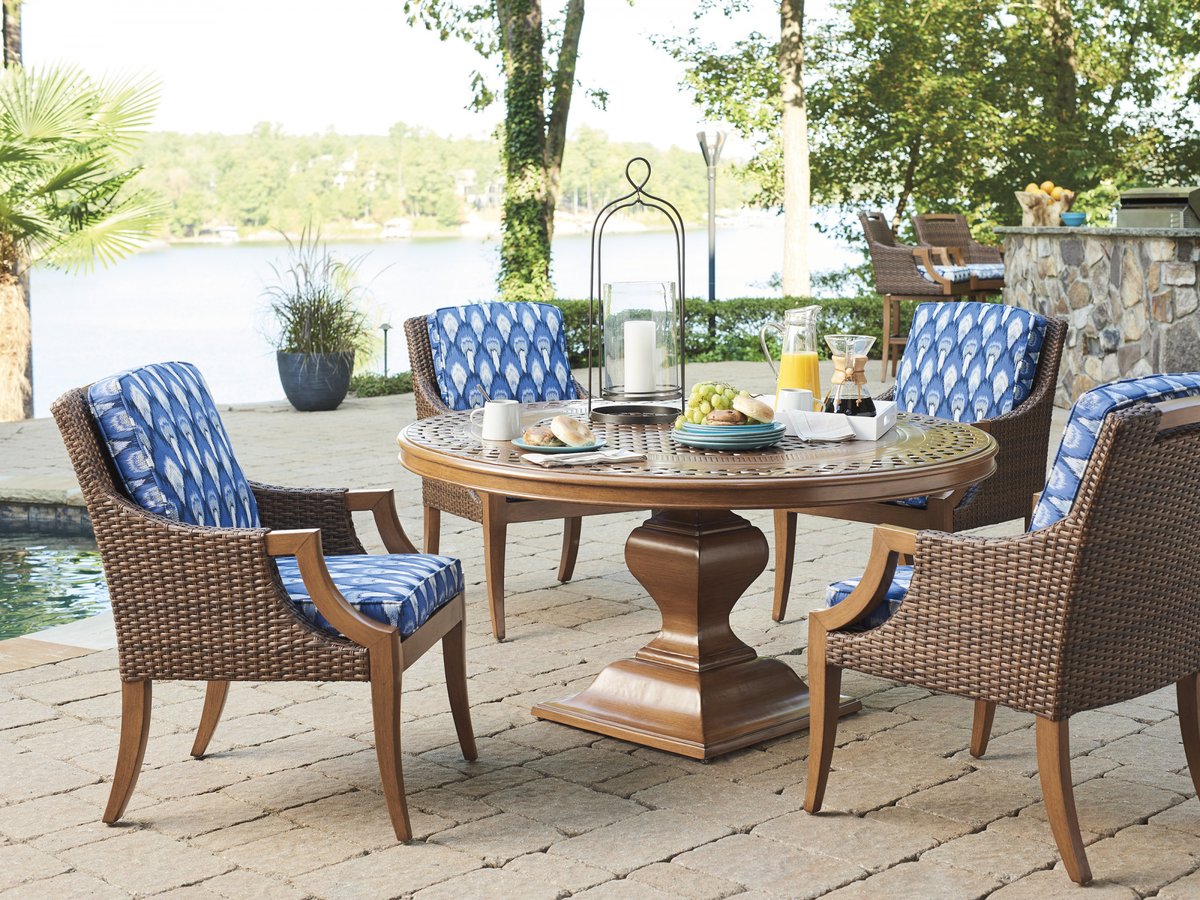 TowerInteriors's tweet photo. With the warmer weather, dining on your outside #deck should be a happy and tranquil place! Now is the perfect time to invest in pieces that will bring you joy!
Picking out the right #diningset is important! &amp; should be comfortable, but also of superior quality that it will last. https://t.co/e1Wp0aPDVR