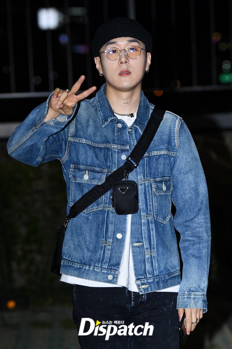 pH1archive's tweet photo. 🧷 pH-1 otw to Tik Tok Stage x HIPHOPPLAYA online concert ! 

#pH1 #피에이치원 #h1ghrmusic https://t.co/JwFmSIPqZy