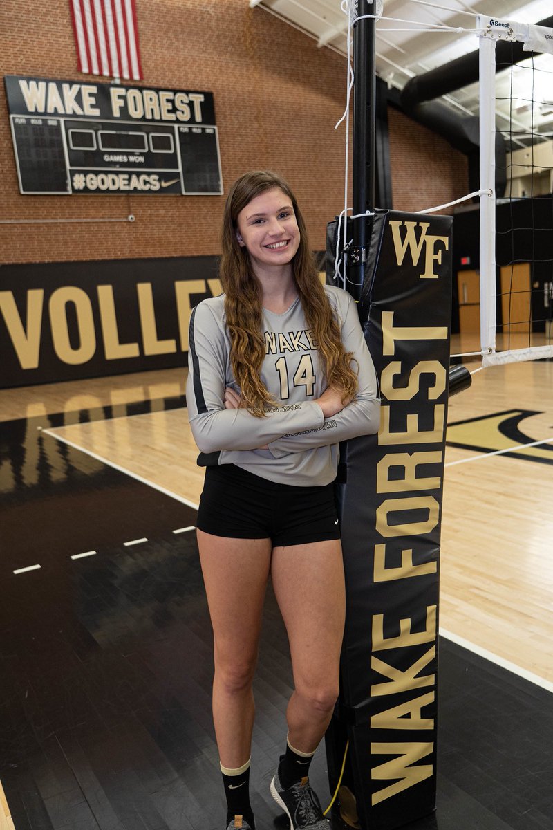 Ashley Slater recently graduated from Grand Haven High School in Michigan! The 6’ OH loves Bob Ross and her dream pepper partner is Beyoncé 😆

#GoDeacs