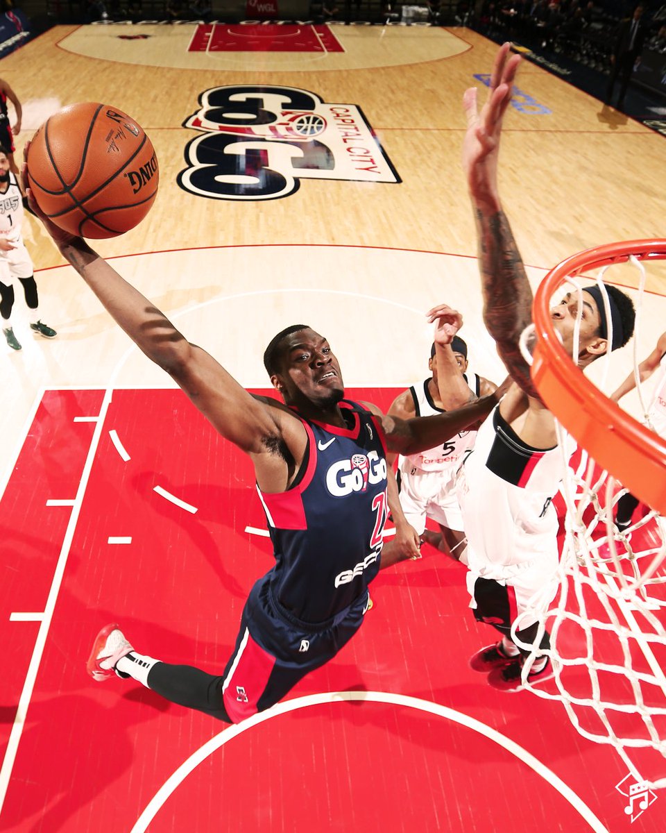 Happy Birthday Mr. Jones!💪🎈<a href="/JalenJones_21/">Jalen Jones</a>