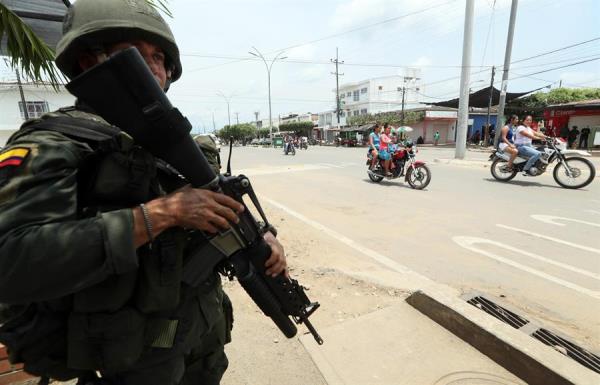 SoyNuevaPrensa's tweet photo. El Catatumbo: una región colombiana atrapada en un conflicto sin fin - https://t.co/7XM9XjCzNV
#SoyNuevaPrensa #Bogota #Colombia #Farc #Fescol #Golfo #Guerrilla #Ivanduque #Narcotrafico #Global https://t.co/p2P40rlMrA