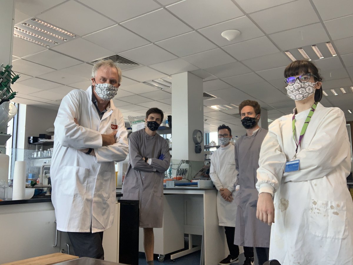 Lauren sent everyone in the lab masks! Many thanks Lauren. <a href="/AlexHooftman/">Alex Hooftman</a> <a href="/tristramryan/">Tristram Ryan</a> <a href="/Ultimatehorst/">Hauke Weiß</a> and Alessia Zotta.