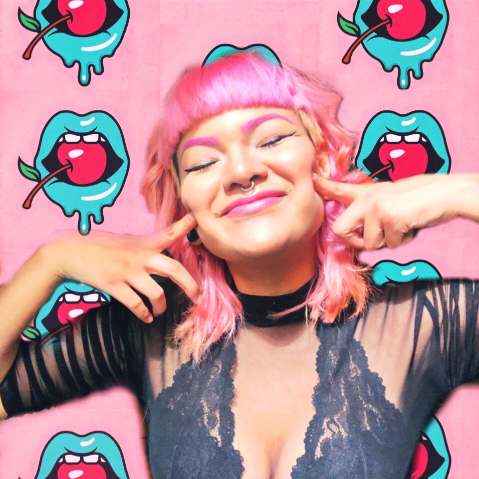 AliaAwkward's tweet image. 👉🏼😌👈🏼 🍒tell me what it takes to turn you on🍒