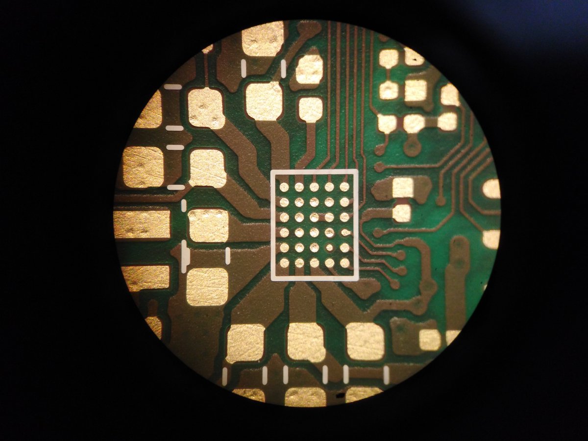 April 18: The EMS mentions to us that the missing thermals on the 0201 parts might lead to excessive tombstoning. Under the microscope you can see the very different pad sizes of these small components. We start to doubt this design decision...