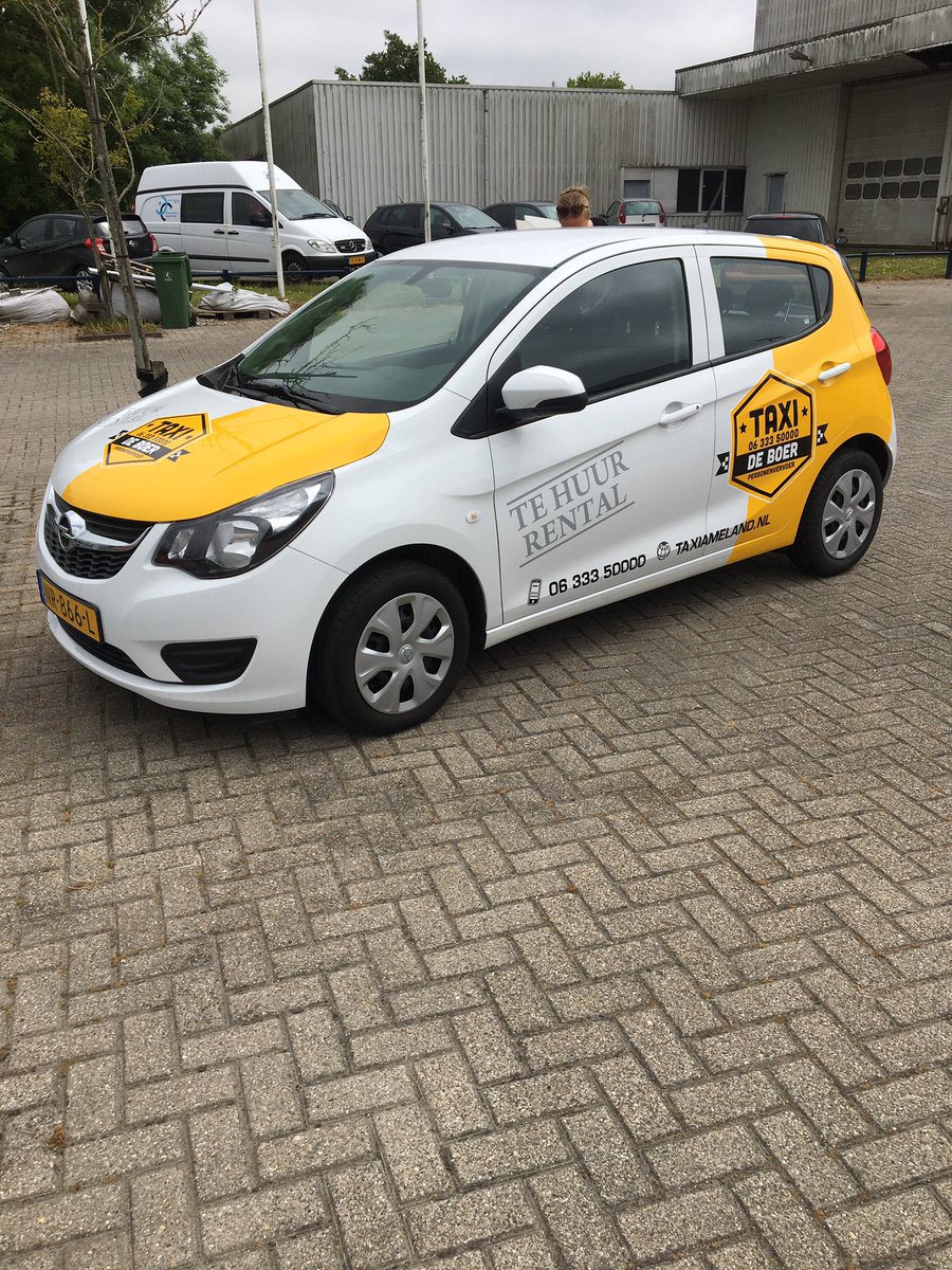 Auto_Ameland's tweet photo. Onze autoverhuur in een nieuw maar herkenbaar jasje! Deze valt wel op toch?
We zijn benieuwd wat u ervan vindt?!!
#taxiameland #autohuren #autoverhuur #autoverhuurameland #rental #huisstijl 
💻 https://t.co/Jhe1HUTcPI https://t.co/Tgh7ITT1D4