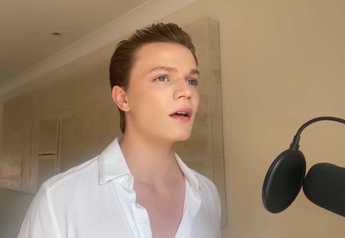 Ronan Parke tweet media