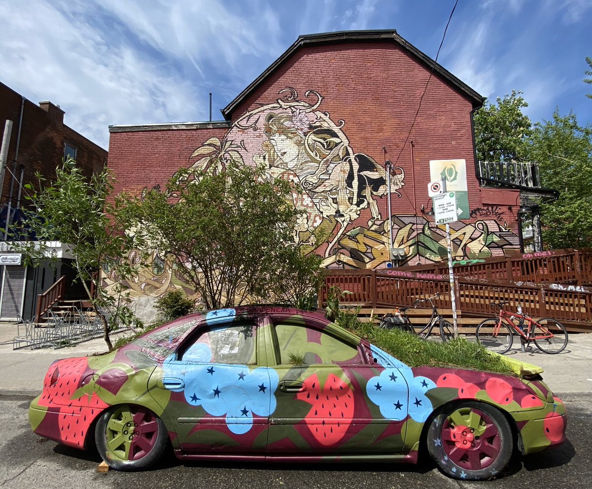 After weeks of behind the scenes prep, I was finally able to bring the Kensington Market #gardencar back out for the 15th season!! Check it out next time you’re shopping for essentials in the market. #PARKedcar #shoplocal #tinypark #publicspace #toronto yvonnebambrick.com/gardencar
