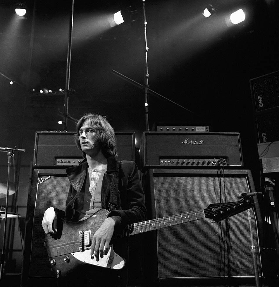 esimong's tweet photo. Eric Clapton, Twickenham, 1969

 Photo by Gered Mankowitz

#Rock #EricClapton https://t.co/1OJLiJCG52