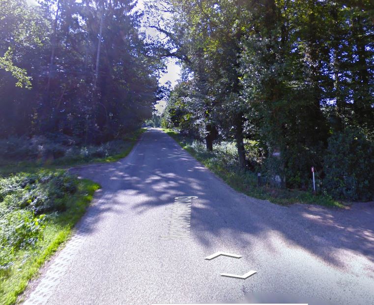 Politie wacht hardrijder in Haaksbergen op .